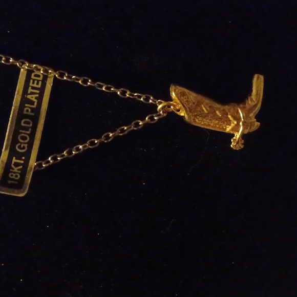 Adorable Cowboy boot 18 kt plated over silver 18 inch. - Picture 3 of 4